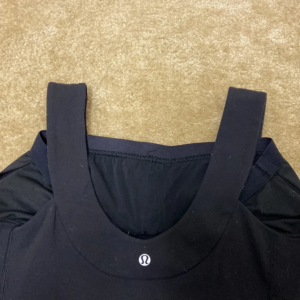 Lululemon top - Picture 3 of 4